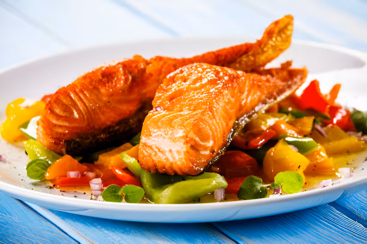 HONEY GARLIC SALMON