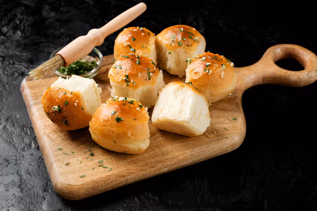 1-Hour Soft and Buttery Dinner Rolls