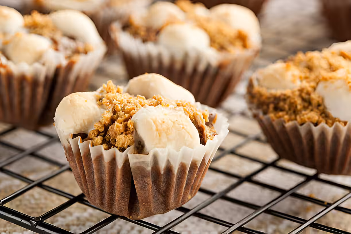 Oatmeal Cream Pie Cupcakes Recipe